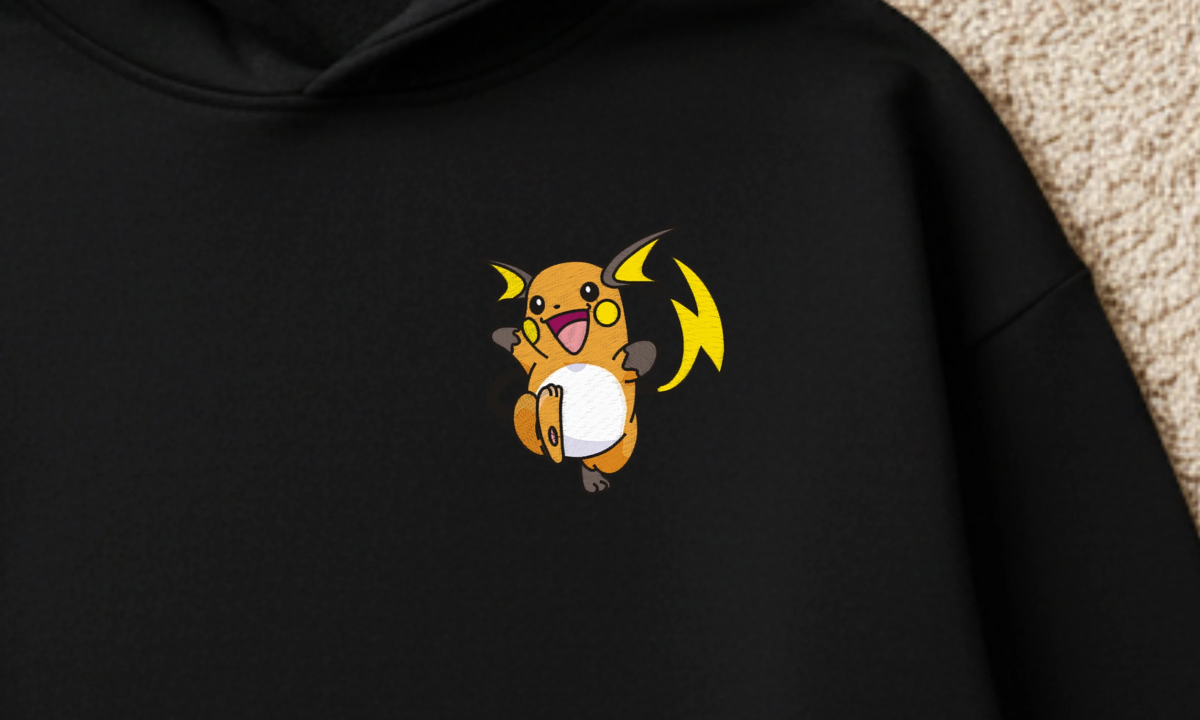Hanorac Raichu Zâmbitor